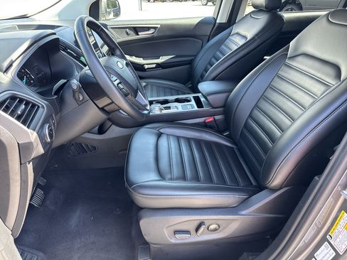 Used 2023 Ford Edge SEL image 16