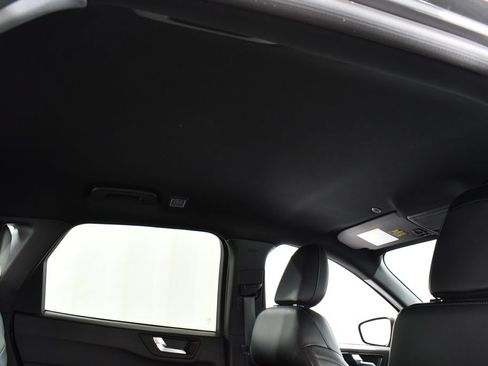 Used 2024 Ford Escape ST-Line w/ Tech Pack #1 AWD/4WD image 18