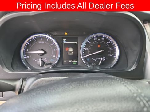 Used 2019 Toyota Highlander XLE FWD image 13