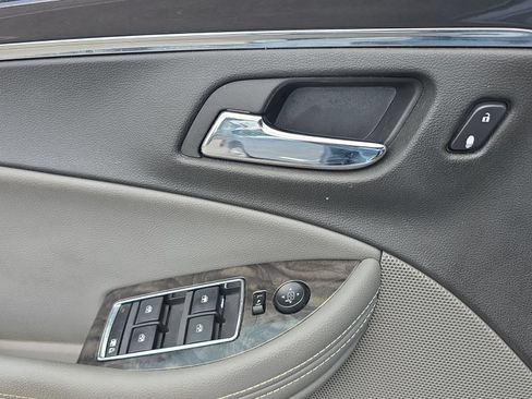 Used 2014 Chevrolet Impala LTZ FWD image 24