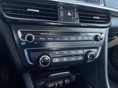 Used 2020 Kia Optima S FWD image 17