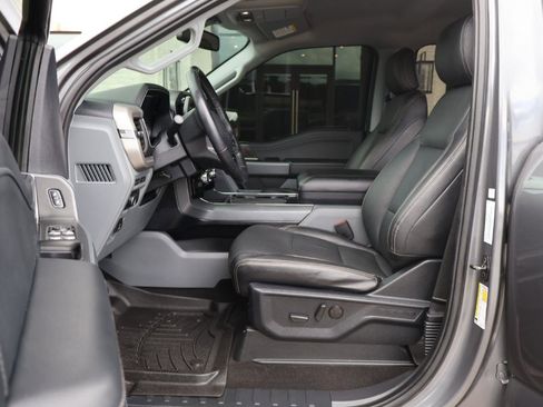 Used 2022 Ford F150 XLT w/ Equipment Group 302A High AWD/4WD image 11