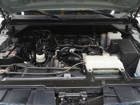 Used 2018 Nissan NV 3500 SL image 26