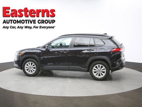 Used 2022 Toyota Corolla Cross LE image 60