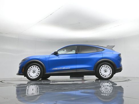 Used 2025 Ford Mustang Mach-E GT AWD/4WD image 54