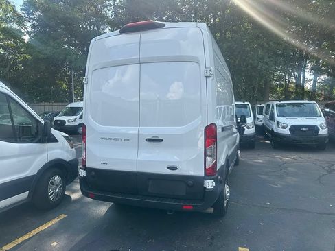 Used 2025 Ford Transit 250 148 High Roof AWD image 7