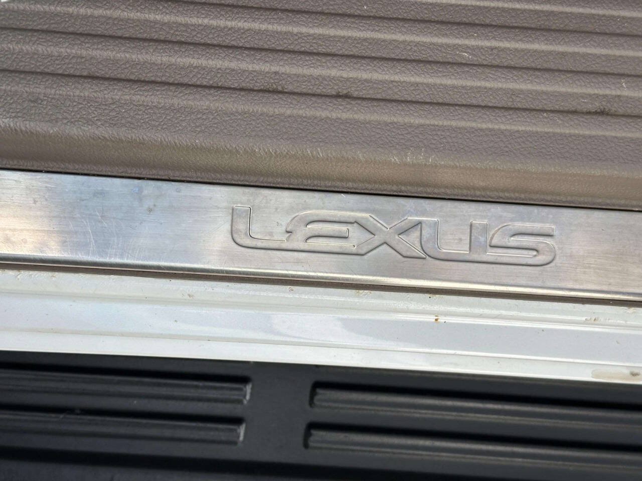 Used 2014 Lexus GX 460 w/ Premium Package AWD/4WD image 44