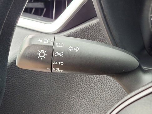 Used 2024 Toyota Corolla LE FWD image 34
