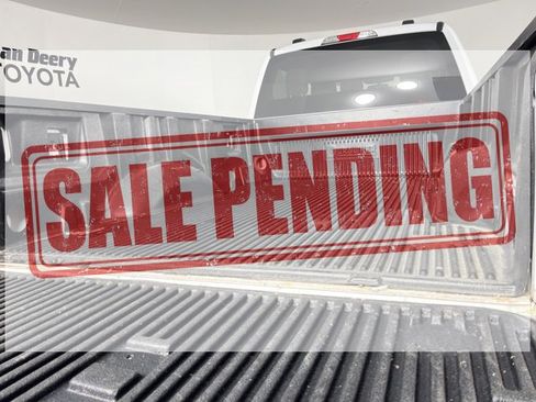 Used 2023 Ford F350 XLT image 17