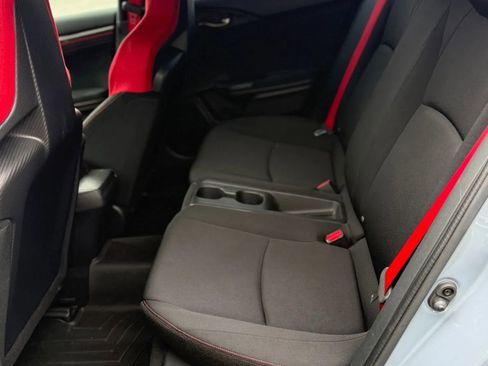 Used 2019 Honda Civic Type R image 15