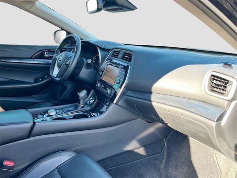 Used 2023 Nissan Maxima Platinum w/ Sport Mat Group image 30