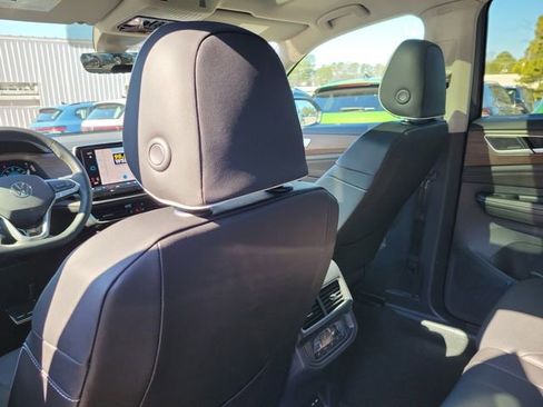 New 2026 Volkswagen Atlas SEL Premium R-Line AWD/4WD image 13