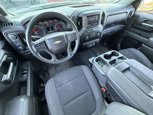 Used 2022 Chevrolet Silverado 1500 Custom image 18