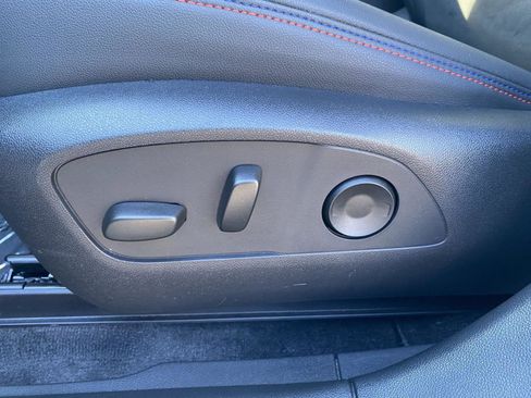 Used 2025 Chevrolet Blazer EV RS image 16