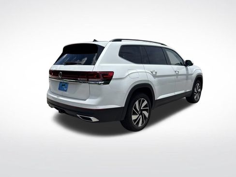Used 2025 Volkswagen Atlas SE FWD image 5