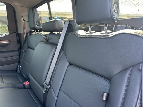 Used 2025 GMC Sierra 1500 Denali image 38