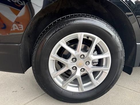 Used 2024 Chevrolet Equinox LT AWD/4WD image 10