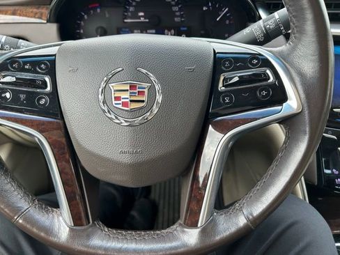 Used 2013 Cadillac XTS Luxury w/ Driver Awareness Package image 15