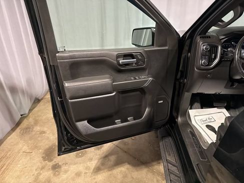 Used 2021 GMC Sierra 1500 AT4 w/ AT4 Premium Package AWD/4WD image 2