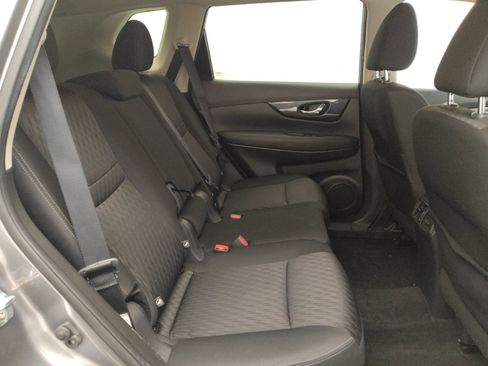 Used 2020 Nissan Rogue SV AWD/4WD image 19