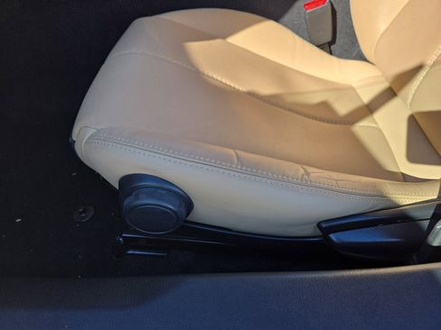 Used 2017 MAZDA MX-5 Miata RF Grand Touring image 12