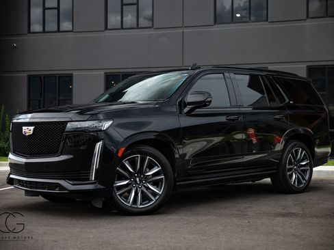 Used 2021 Cadillac Escalade Sport Platinum AWD/4WD image 3
