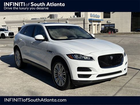 Used 2020 Jaguar F-PACE Premium image 1