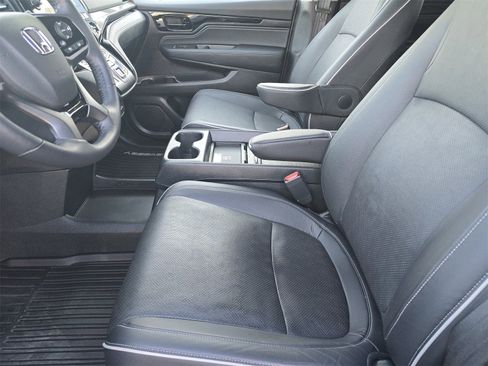 Used 2023 Honda Odyssey Elite image 10