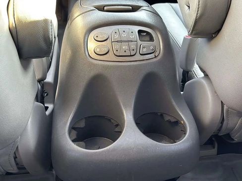 Used 2007 Toyota Sequoia Limited image 28