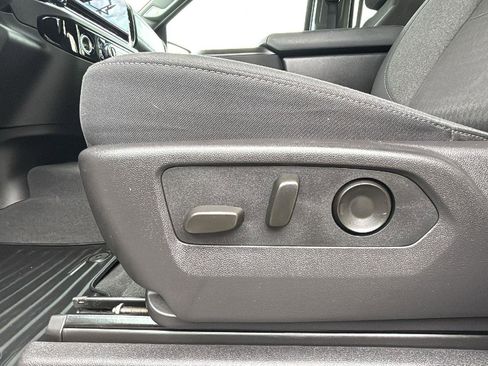 Used 2024 GMC Sierra 1500 SLE image 22