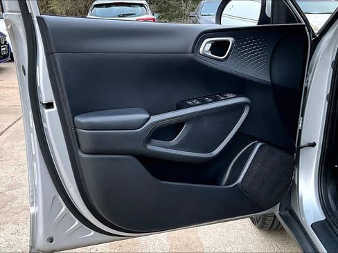 Used 2020 Kia Soul S image 20