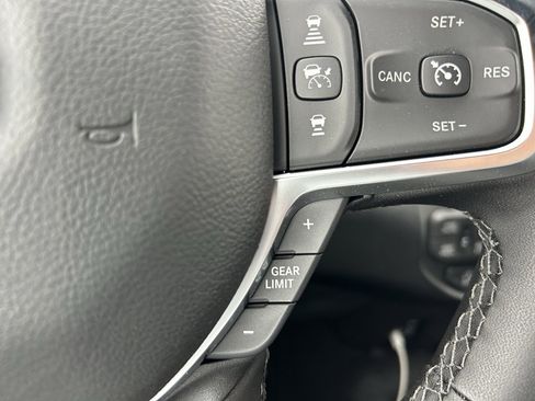 New 2026 RAM 1500 4x4 Crew Cab image 19