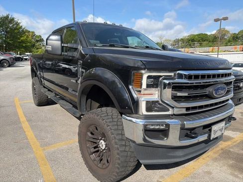 Used 2020 Ford F250 Lariat w/ Lariat Ultimate Package image 4