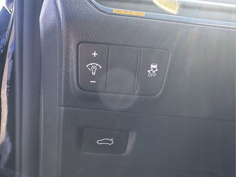 Used 2025 Kia K5 LXS image 14