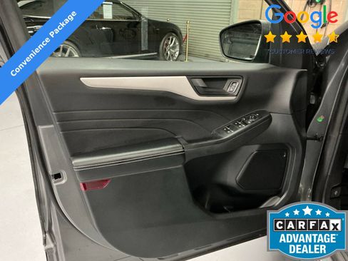 Used 2022 Ford Escape SE w/ Convenience Package FWD image 19