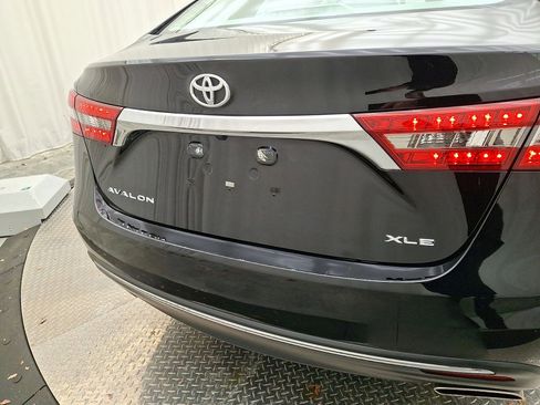 Certified 2017 Toyota Avalon XLE Premium image 24