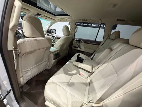 Used 2012 Lexus GX 460 w/ Comfort Plus Pkg image 29