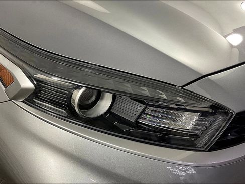 Certified 2024 Kia Forte LXS image 31