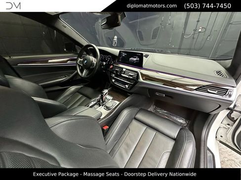 Used 2019 BMW M5 w/ Executive Package image 19