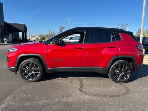 New 2026 Jeep Compass Limited image 4