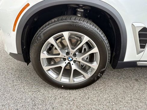 New 2026 BMW X5 sDrive40i w/ Premium Package RWD image 10