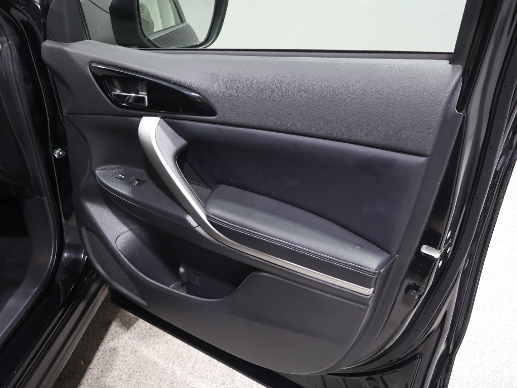 Used 2025 Mitsubishi Eclipse Cross SE AWD/4WD image 26