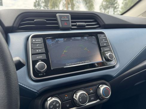 Used 2025 Nissan Versa SV FWD image 23
