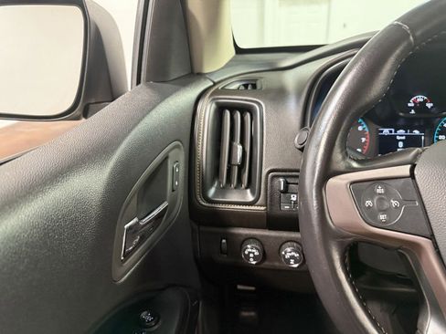 Used 2022 GMC Canyon AT4 image 76