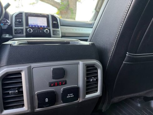 Certified 2021 Ford F350 Lariat w/ Lariat Ultimate Package AWD/4WD image 19