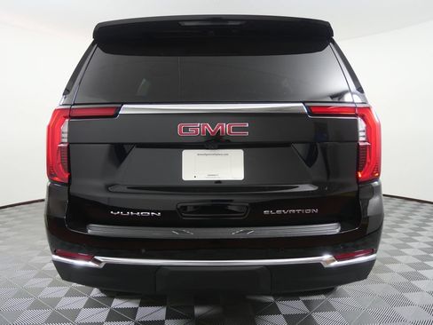 Used 2026 GMC Yukon Elevation AWD/4WD image 4