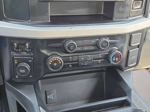 Used 2025 Ford F250 XLT w/ FX4 Off-Road Package AWD/4WD image 29