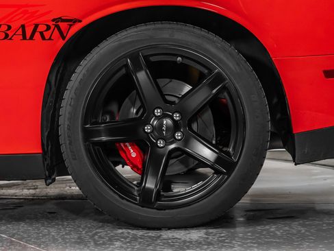 Used 2017 Dodge Challenger SRT Hellcat image 19