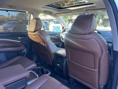 Used 2018 Acura MDX SH-AWD w/ Advance Package image 26