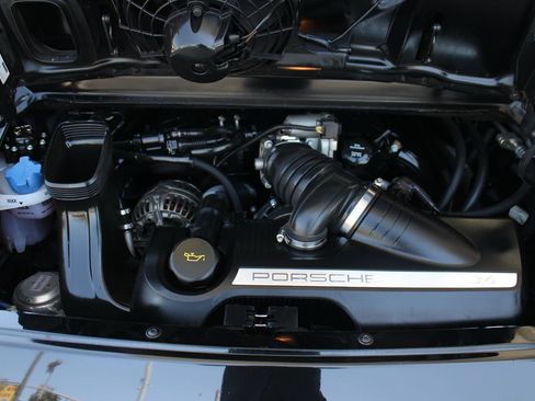 Used 2007 Porsche 911 Carrera RWD image 33